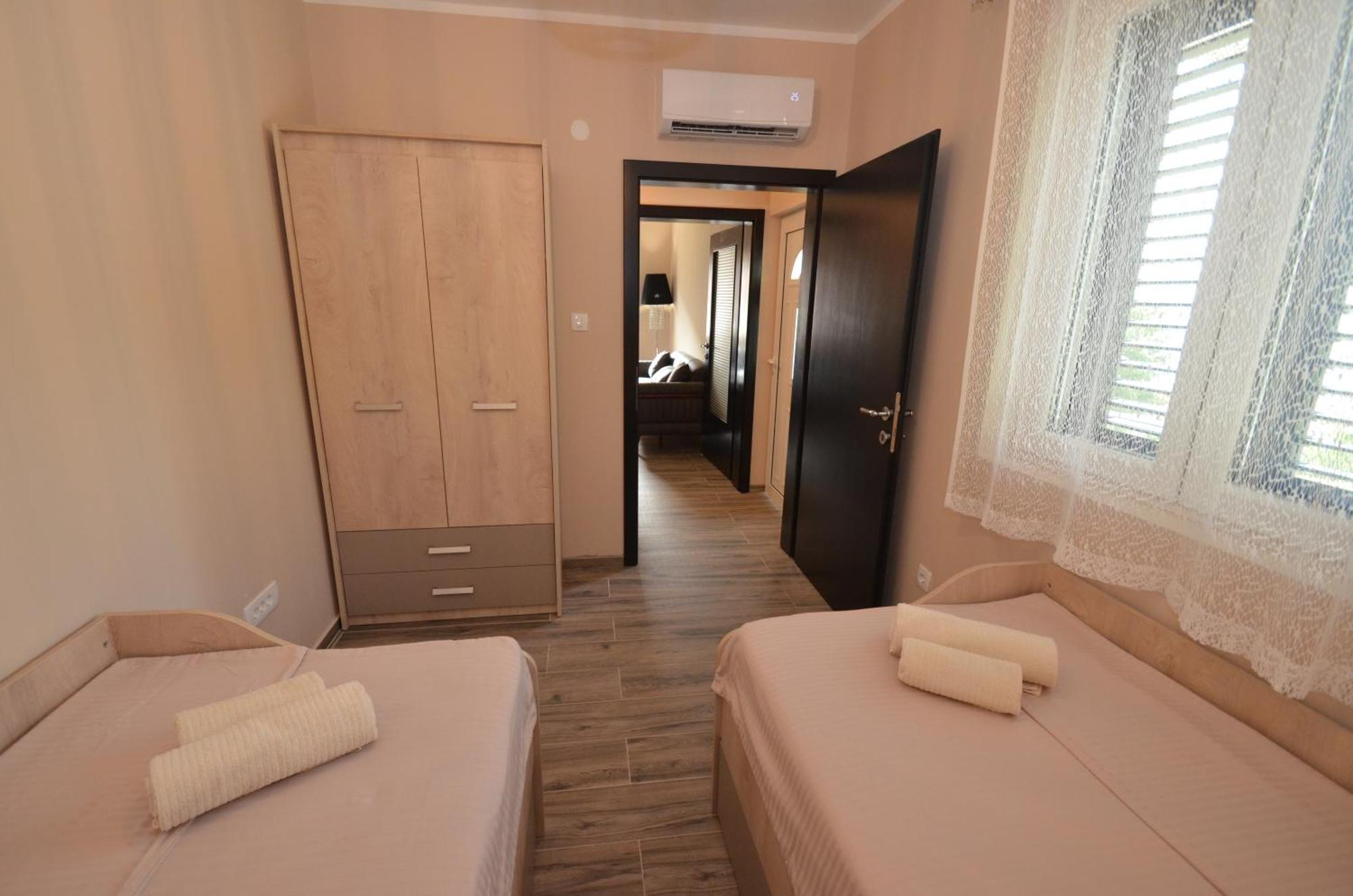 Apartments Orizzonte With Beautiful View Of The Bay Kotor Zewnętrze zdjęcie