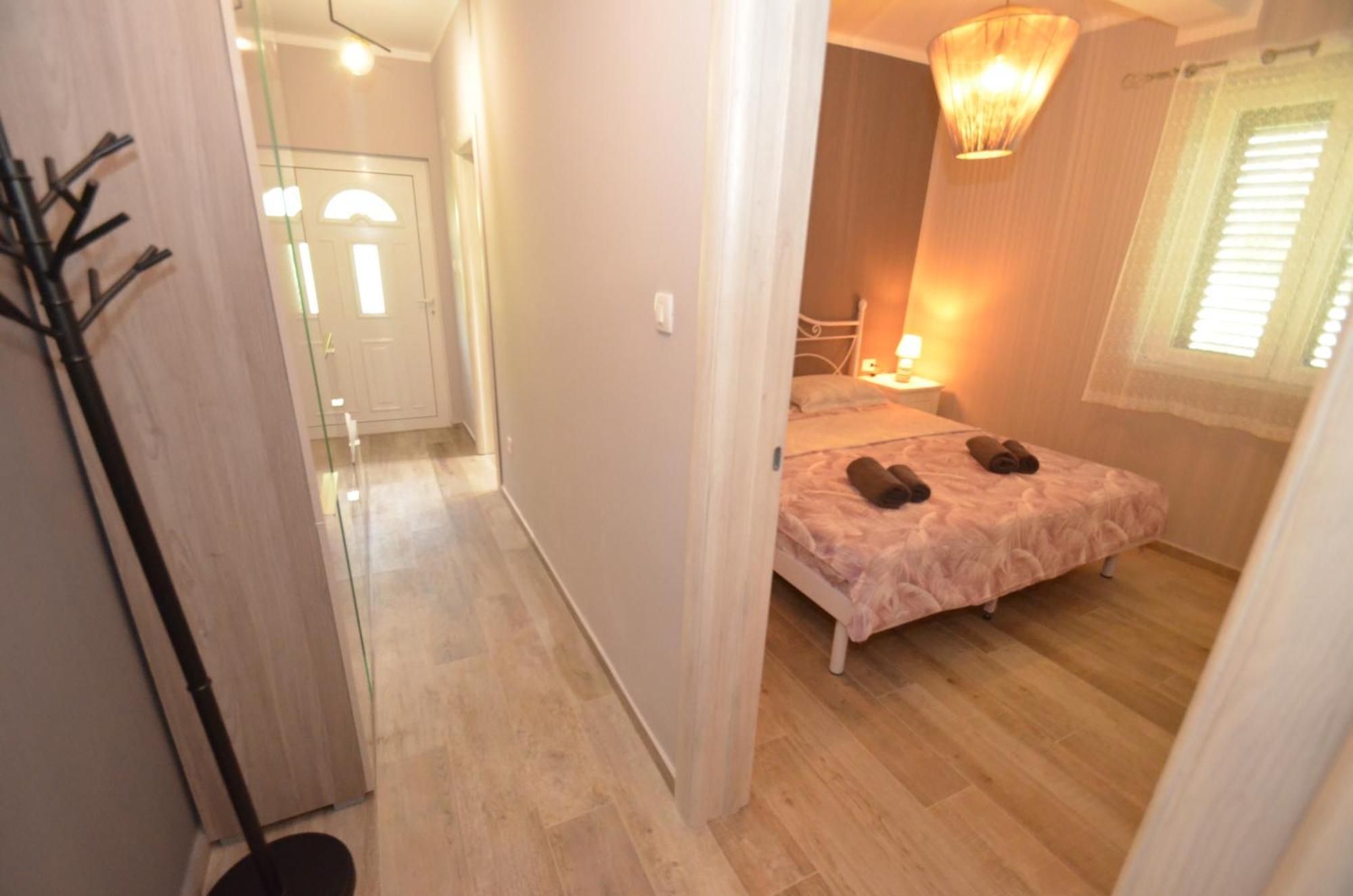 Apartments Orizzonte With Beautiful View Of The Bay Kotor Zewnętrze zdjęcie